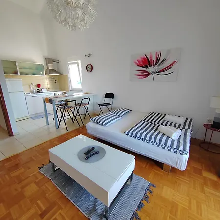 Apartamento Roko, Hrvatska