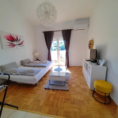 Roko, Hrvatska Apartment *