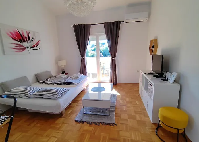 Apartment Roko Pula 아파트 *